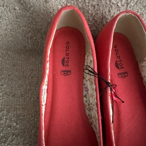 Womens GoldToe Espadrille Peeptoe Wedges Size 10. NWT - Picture 2 of 5